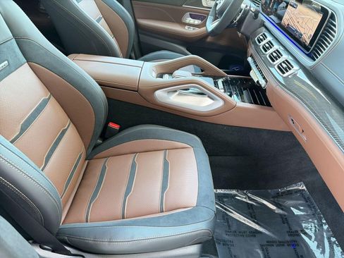 New 2026 Mercedes-Benz GLE 63 AMG S image 32