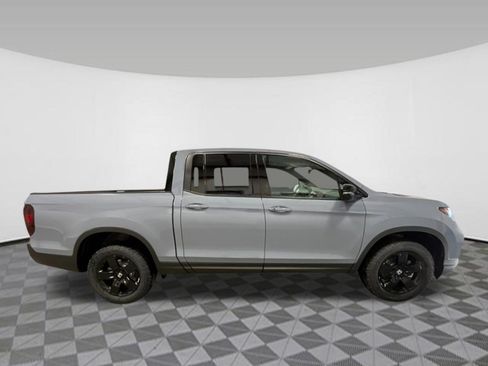 New 2026 Honda Ridgeline Black Edition image 8