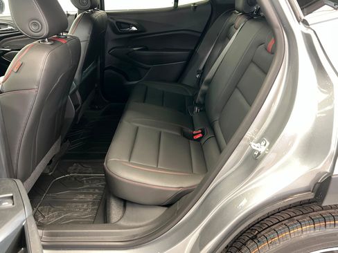 New 2026 Chevrolet Trax RS w/ Sunroof Package FWD image 22