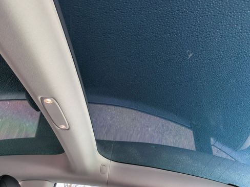 Used 2022 Tesla Model 3 Performance image 20