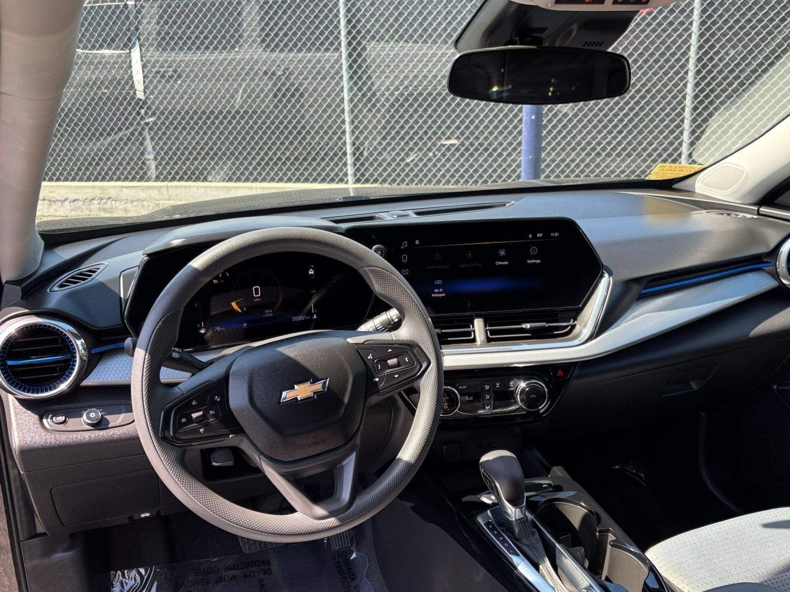Used 2025 Chevrolet Trax LT FWD image 16