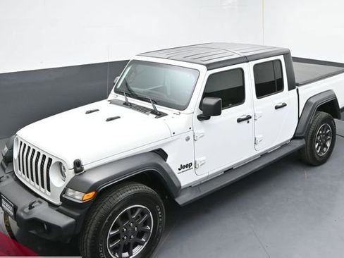 Used 2020 Jeep Gladiator Sport w/ Quick Order Package 24S AWD/4WD image 20