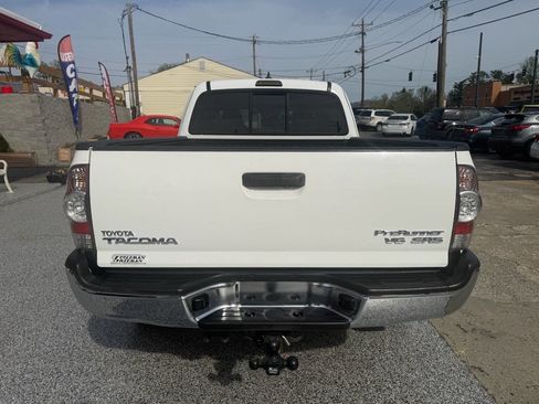 Used 2015 Toyota Tacoma PreRunner w/ SR5 Package image 8