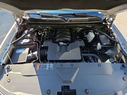 Used 2018 Chevrolet Silverado 1500 LT w/ All Star Edition AWD/4WD image 30