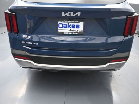 New 2025 Kia Sorento EX image 34