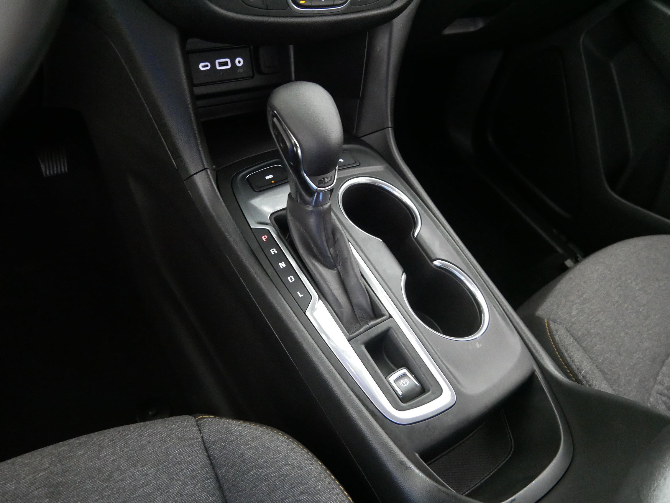 Used 2023 Chevrolet Equinox LT AWD/4WD image 24