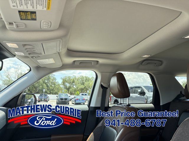 Certified 2025 Ford Bronco Sport Outer Banks w/ Outer Banks Tech Package+ AWD/4WD image 11