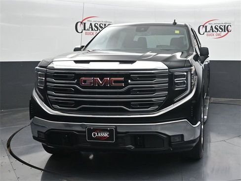 Used 2022 GMC Sierra 1500 SLT image 4