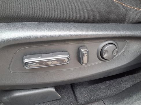 Used 2025 Honda CR-V Sport image 17