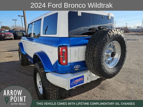 Used 2024 Ford Bronco Wildtrak image 9