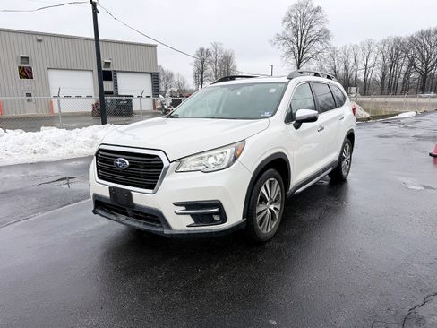 Used 2019 Subaru Ascent Touring image 5