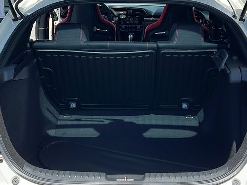 Used 2020 Honda Civic Type R image 11