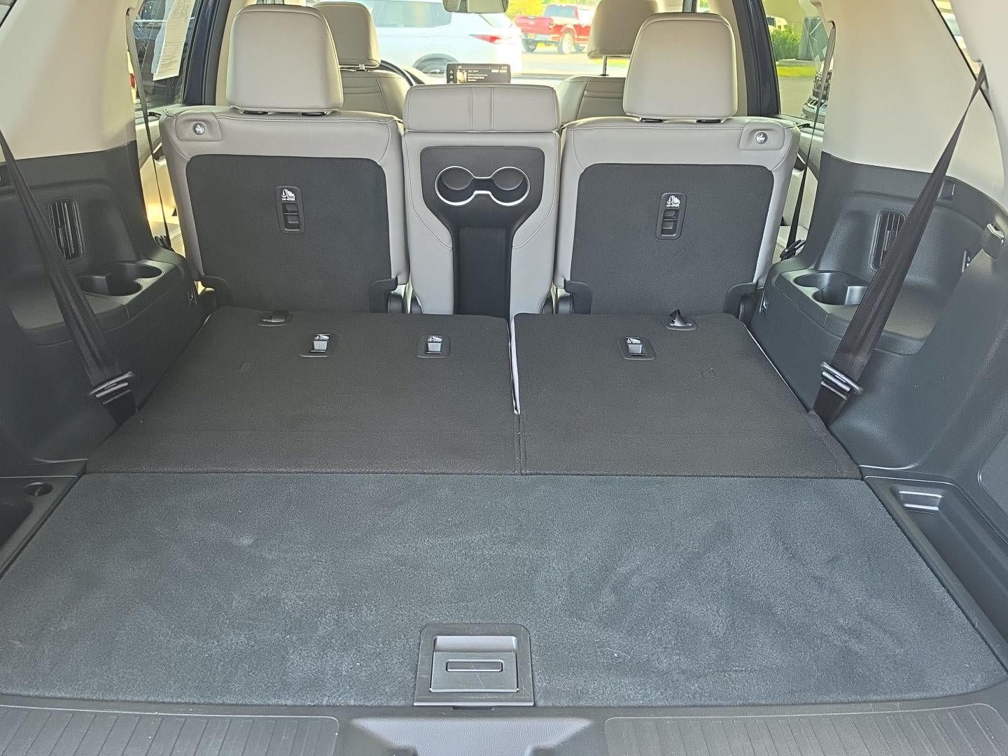Used 2024 Honda Pilot Elite image 9