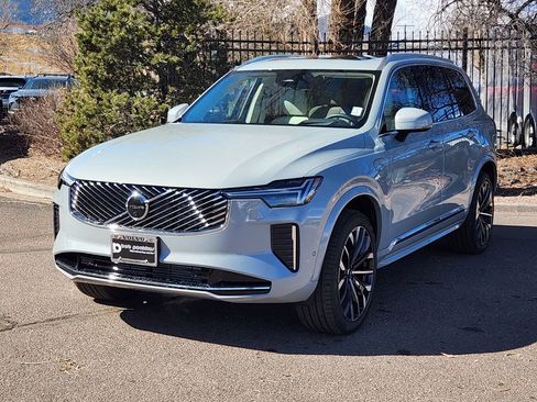 New 2026 Volvo XC90 T8 Ultra w/ Protection Package Premier image 22