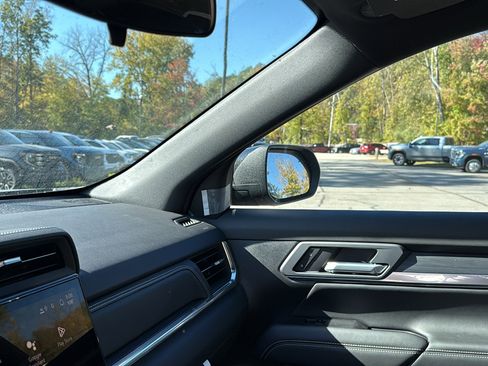 New 2026 GMC Terrain Elevation w/ Elevation Premium Package image 18