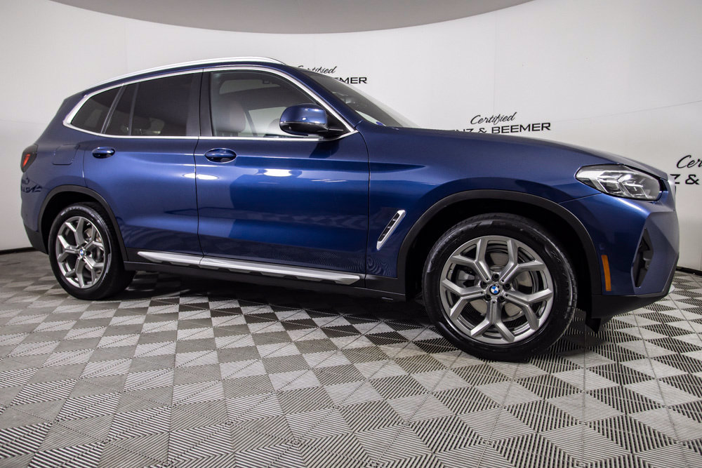 Used 2023 BMW X3 sDrive30i w/ Premium Package RWD image 2