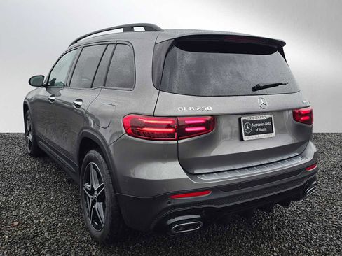 New 2026 Mercedes-Benz GLB 250 4MATIC image 5