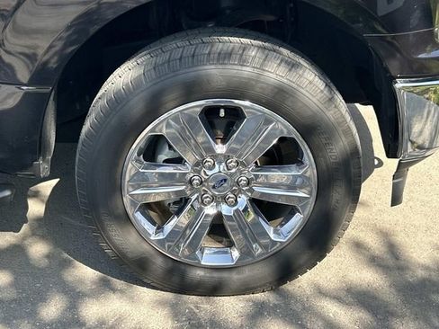 Used 2019 Ford F150 XLT w/ Equipment Group 302A Luxury AWD/4WD image 10