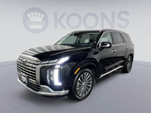 Used 2023 Hyundai Palisade Calligraphy w/ Cargo Package image 1