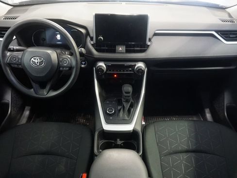 Used 2024 Toyota RAV4 XLE w/ Convenience Package AWD/4WD image 25