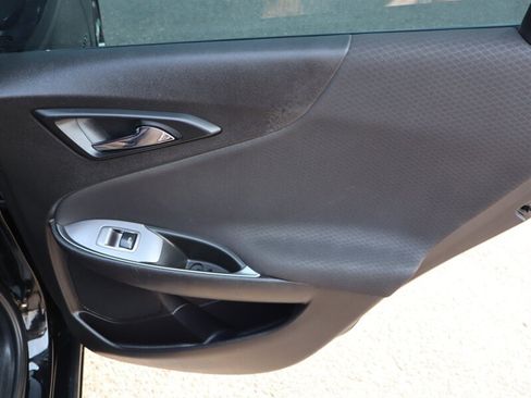 Used 2021 Chevrolet Malibu LT FWD image 12
