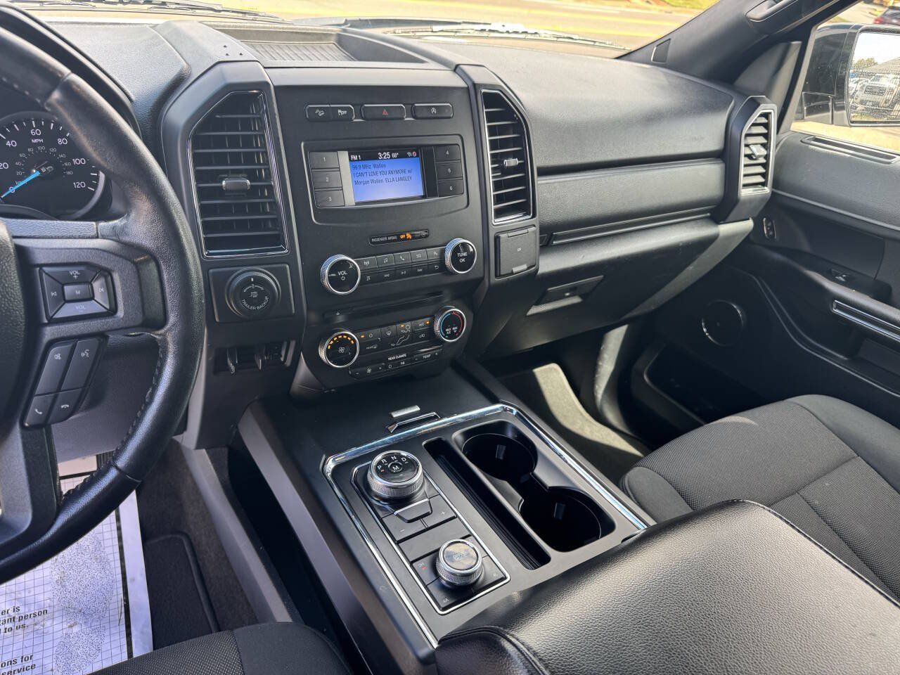 Used 2018 Ford Expedition Max XL AWD/4WD image 3