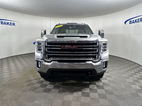 Used 2021 GMC Sierra 2500 SLT w/ SLT Premium Package image 2