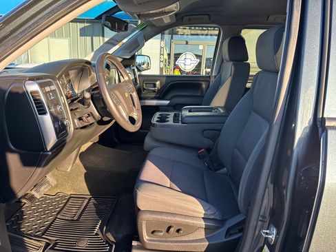 Used 2017 Chevrolet Silverado 1500 LT w/ All Star Edition AWD/4WD image 7
