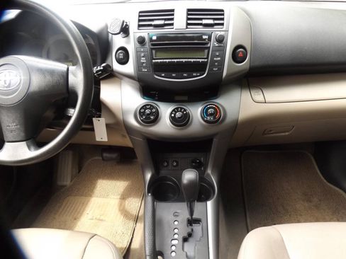 Used 2007 Toyota RAV4 4WD image 17