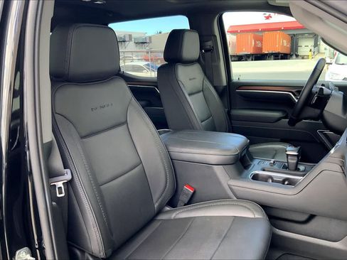 Used 2026 GMC Sierra 1500 Denali w/ Technology Package AWD/4WD image 13