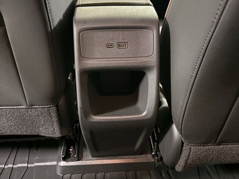 Used 2024 Buick Envista Avenir image 16