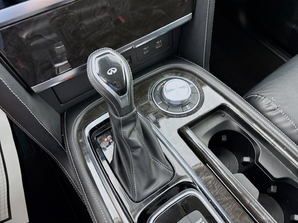Used 2024 INFINITI QX80 Luxe AWD/4WD image 19