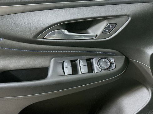 Used 2025 Buick Envista Sport Touring FWD image 15