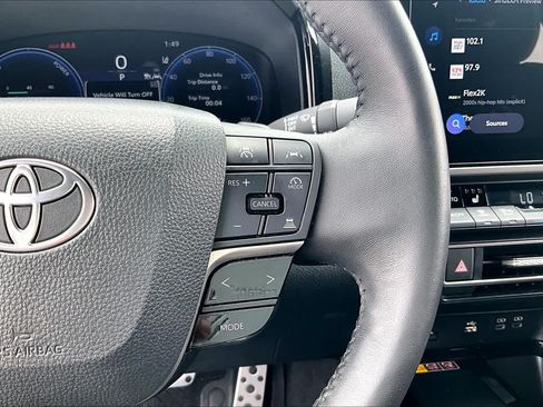 Used 2025 Toyota Camry XSE FWD image 24