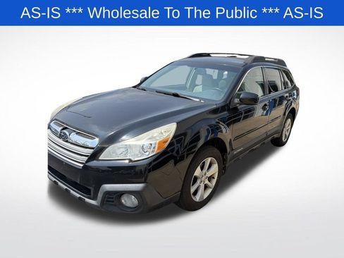 Used 2013 Subaru Outback 2.5i Premium AWD/4WD image 3