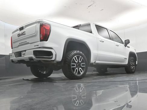 Used 2025 GMC Sierra 1500 AT4 w/ AT4 Premium Package AWD/4WD image 51