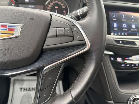 Used 2024 Cadillac XT5 Premium Luxury image 32