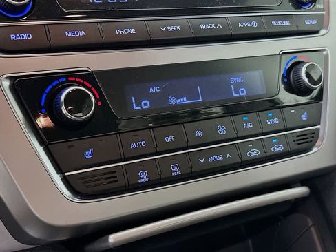 Used 2016 Hyundai Sonata Sport w/ Option Group 02 image 18