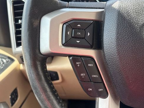Used 2017 Ford F150 Lariat w/ Equipment Group 502A Luxury AWD/4WD image 22