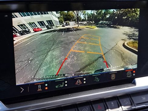 New 2026 GMC Sierra 1500 SLT image 12