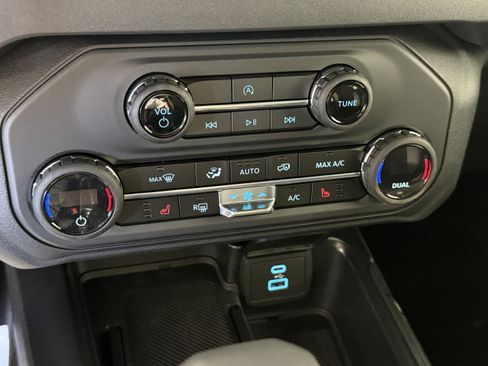 New 2025 Ford Bronco Big Bend image 22