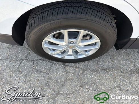 Certified 2024 Chevrolet Equinox LT w/ LPO, Floor Liner Package AWD/4WD image 23