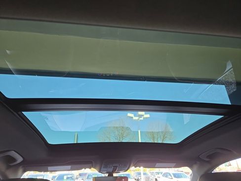 Used 2024 Audi Q3 2.0T Premium image 29