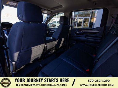 Used 2024 GMC Sierra 1500 Elevation image 26