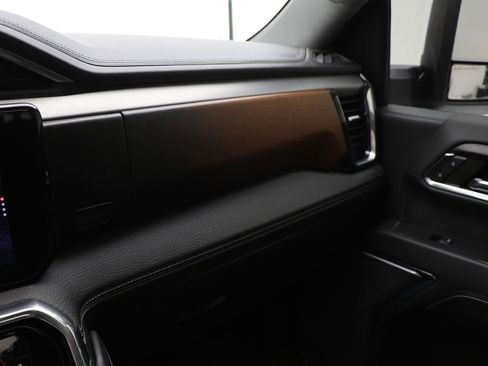 Used 2024 GMC Sierra 2500 Denali w/ Denali Reserve Package image 33