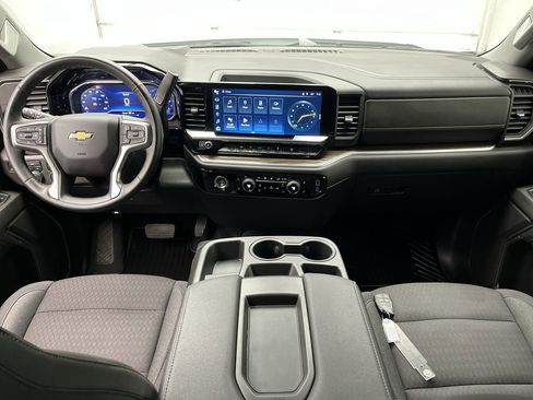 Certified 2024 Chevrolet Silverado 1500 LT image 4