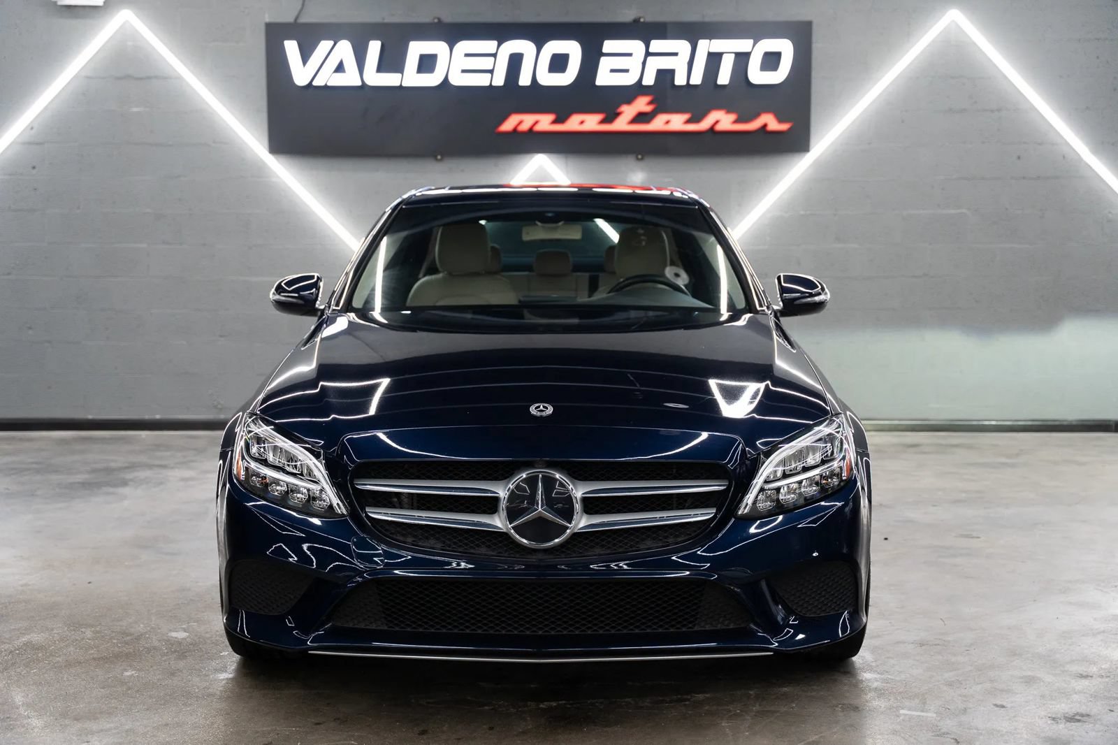 Used 2019 Mercedes-Benz C 300 Sedan image 5