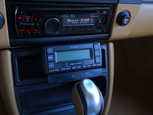 Used 1999 Porsche 911 Carrera image 22