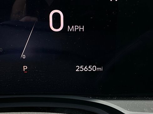 Used 2025 Buick Envista Sport Touring image 36