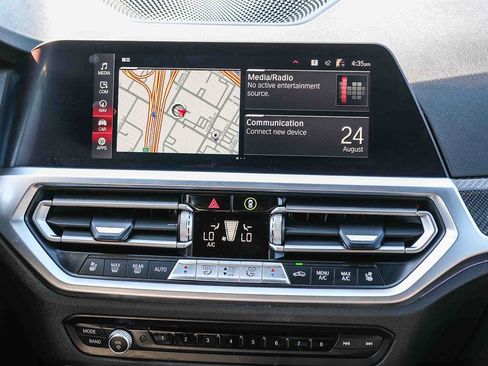 Used 2021 BMW M3 RWD image 14